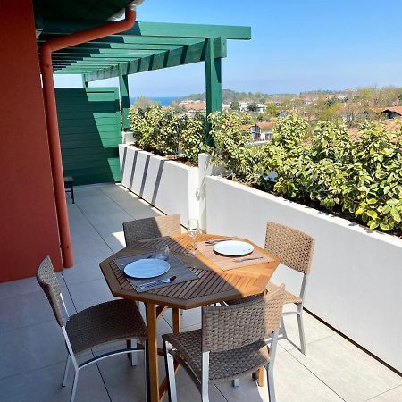 Superbe Appartement, Grande Terrasse Vue Mer Et Montagne Saint-Jean-de-Luz Exterior foto