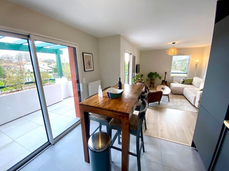 Superbe Appartement, Grande Terrasse Vue Mer Et Montagne Saint-Jean-de-Luz Exterior foto