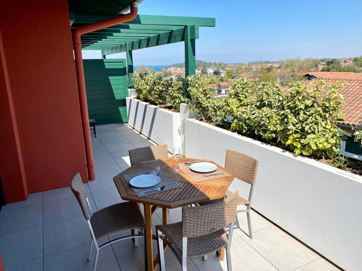 Superbe Appartement, Grande Terrasse Vue Mer Et Montagne Saint-Jean-de-Luz Exterior foto